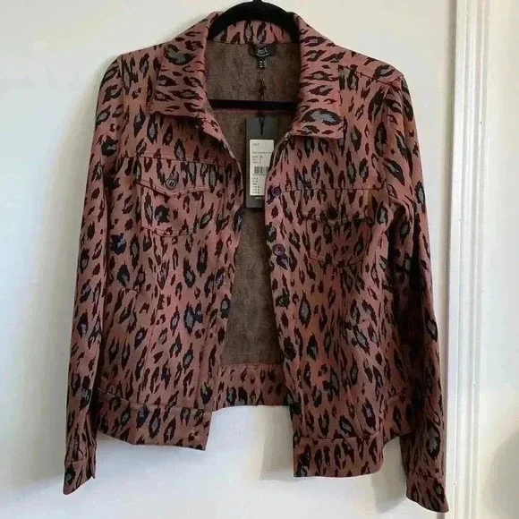 BNWT Yest Women’s Animal print Jacket/Shacket size 4 - Picture 4 of 6